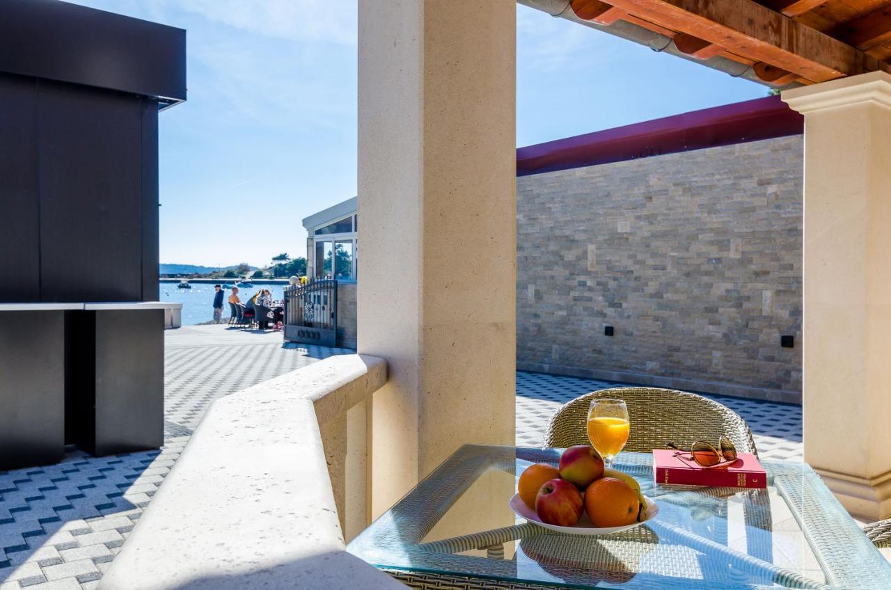 Apartments Kanjuo By The Sea Mlini Exterior photo