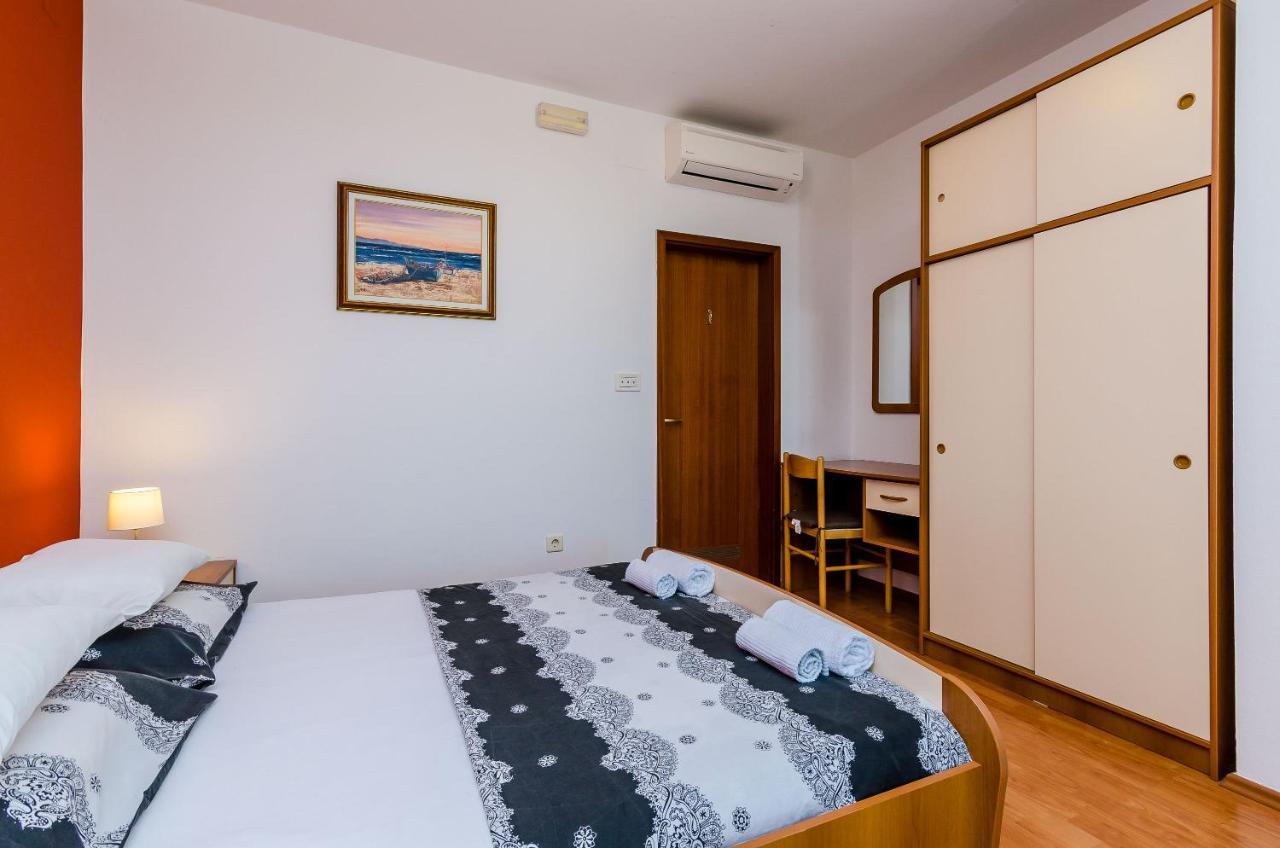 Apartments Kanjuo By The Sea Mlini Exterior photo