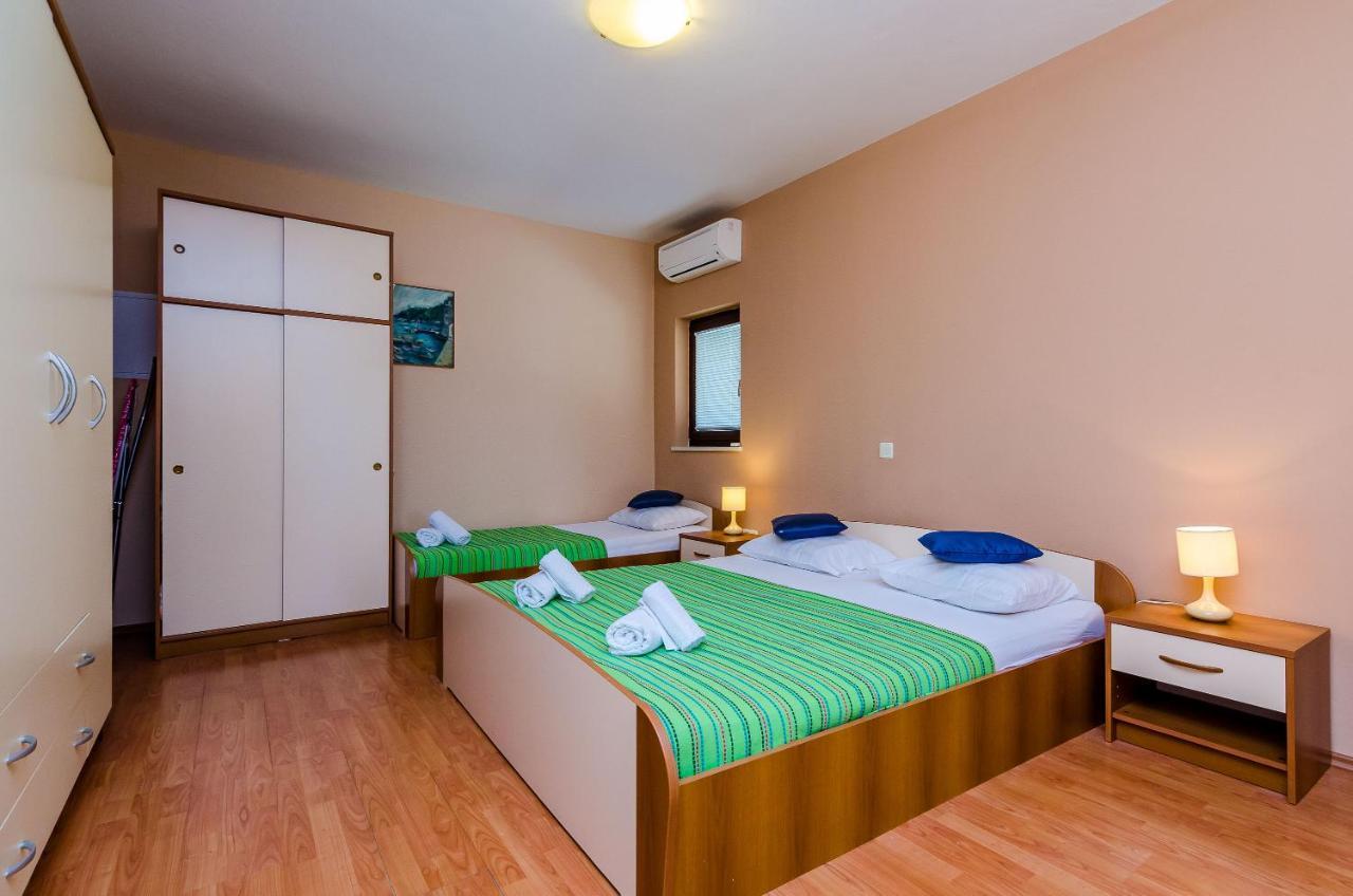 Apartments Kanjuo By The Sea Mlini Exterior photo