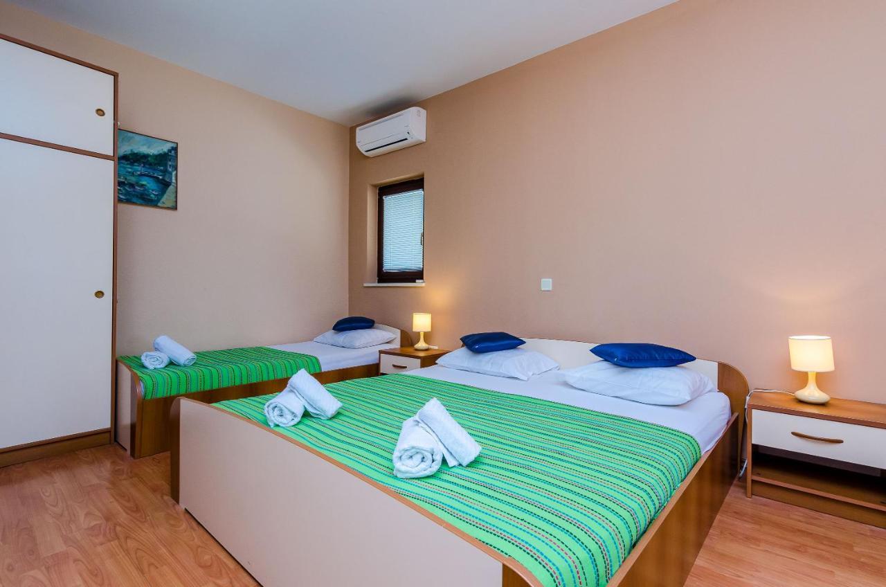 Apartments Kanjuo By The Sea Mlini Exterior photo